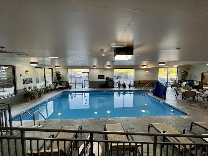 Hampton Inn Altoona 4