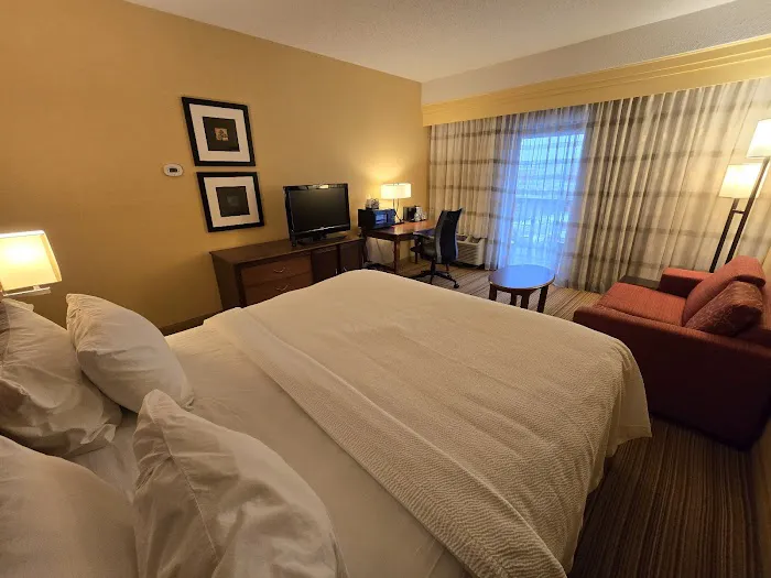 Country Inn & Suites by Radisson, Convention Center 4