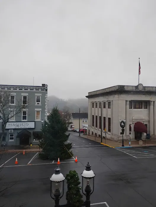 Capitol Hotel 4