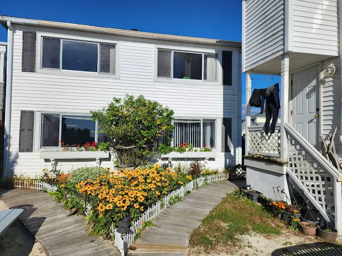 Sundial Oceanfront Suites 4
