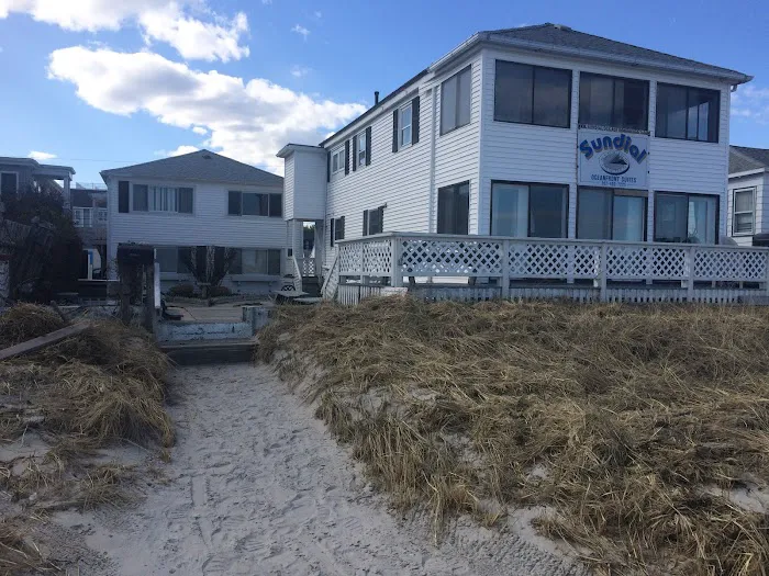 Sundial Oceanfront Suites 4
