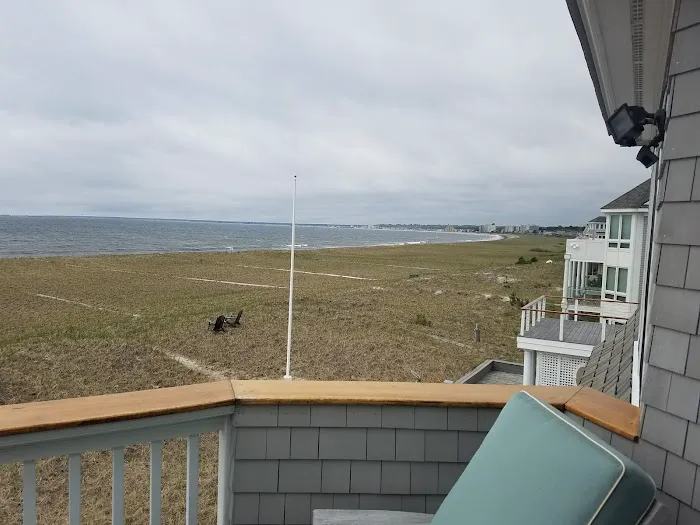 Sundial Oceanfront Suites 4