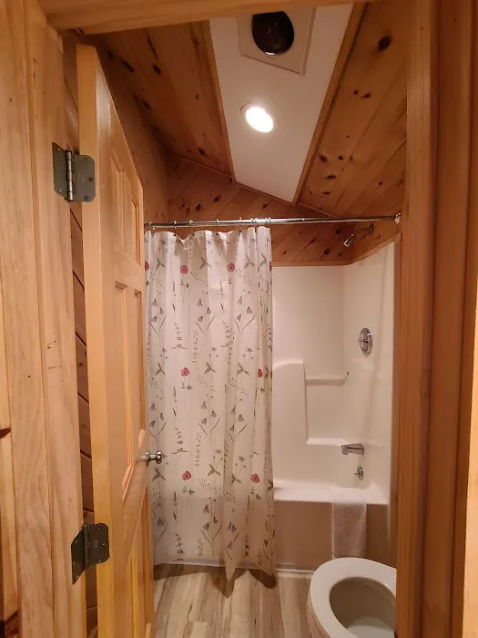 Wiscasset Woods Lodge 4