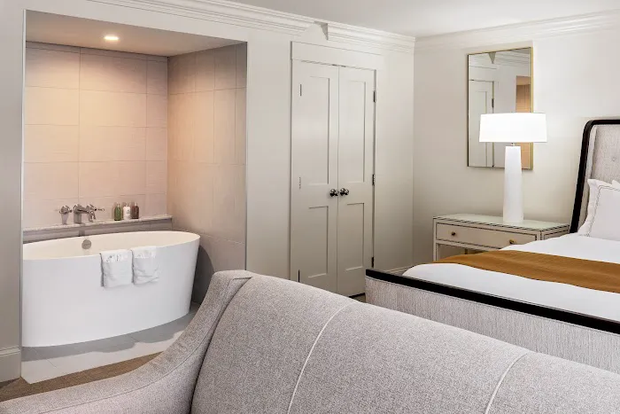 Portland Regency Hotel & Spa 5