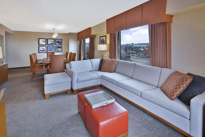 Hilton Garden Inn Portland Downtown Waterfront 5