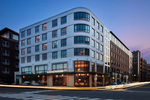 AC Hotel Portland Downtown/Waterfront, ME 4
