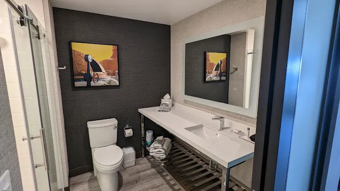 Cambria Hotel Portland Downtown Old Port 5