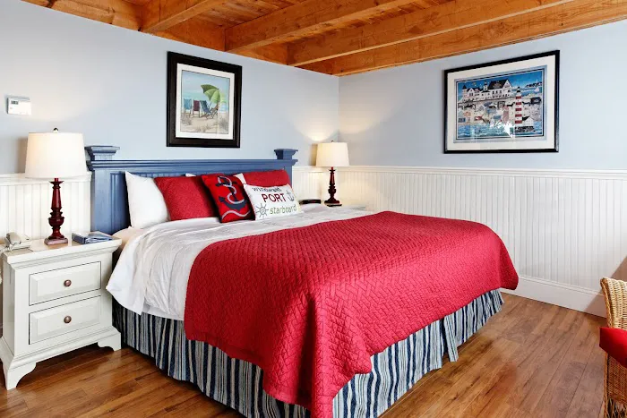 Glen Cove Inn and Suites 4