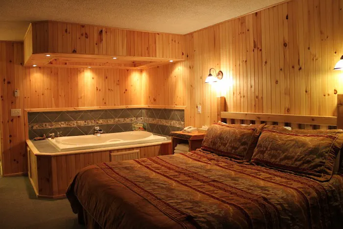 Vacationland Inn 4