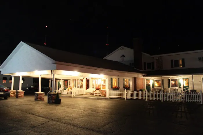 Vacationland Inn 4