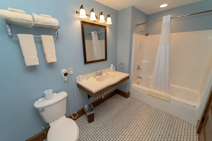 The Rangeley Inn & Tavern 5