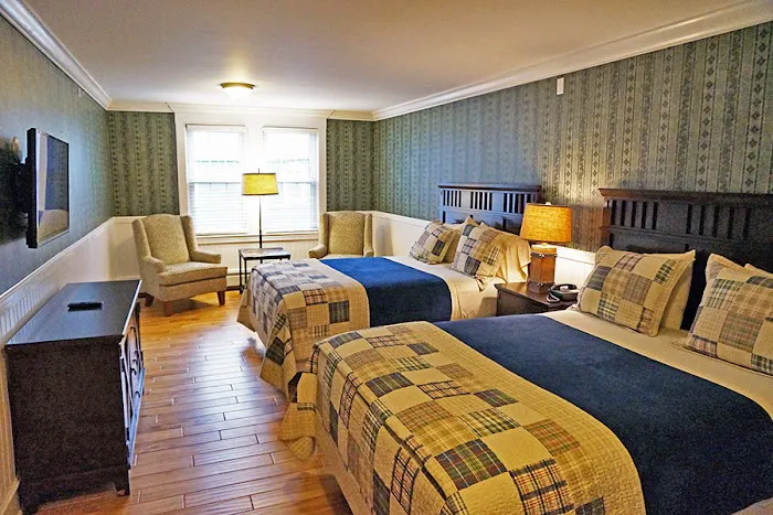 The Rangeley Inn & Tavern 5