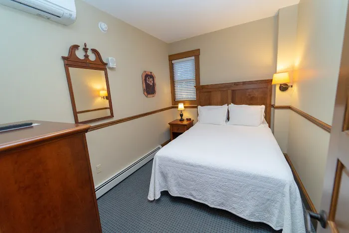 The Rangeley Inn & Tavern 5