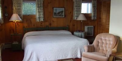 Country Club Inn