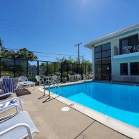 Holly Tree Resort ico