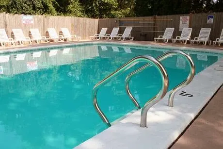 Town 'N Country Family Resort 5