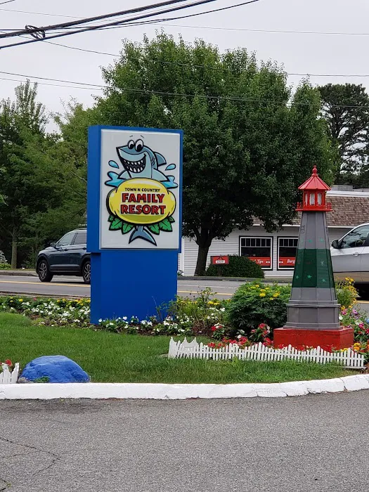 Town 'N Country Family Resort 5
