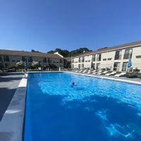 The Mariner Resort Cape Cod by The Red Collection ico