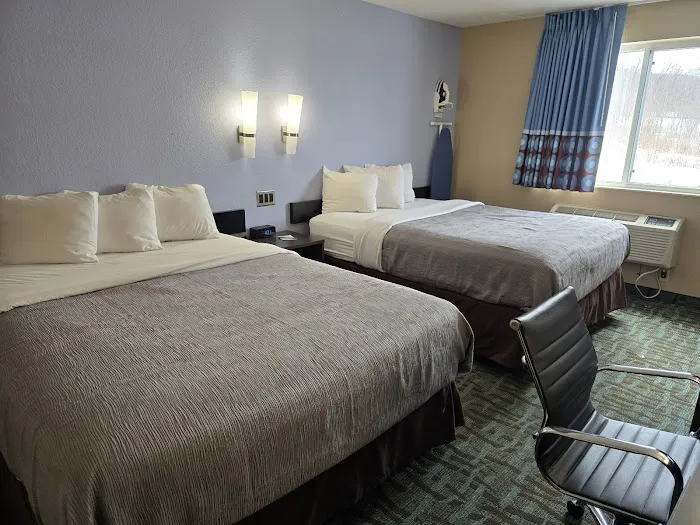 Quality Inn 4