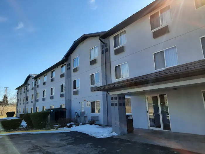 Super 8 by Wyndham Johnstown 4