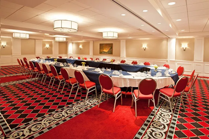 Holiday Inn Johnstown-Downtown by IHG 4