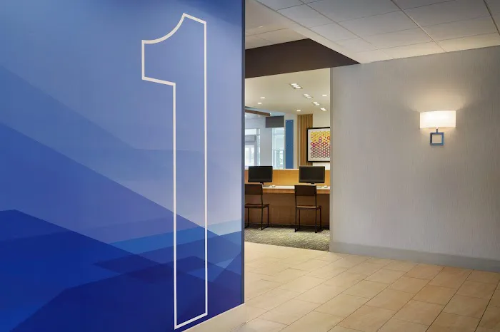 Holiday Inn Express Indiana by IHG 4