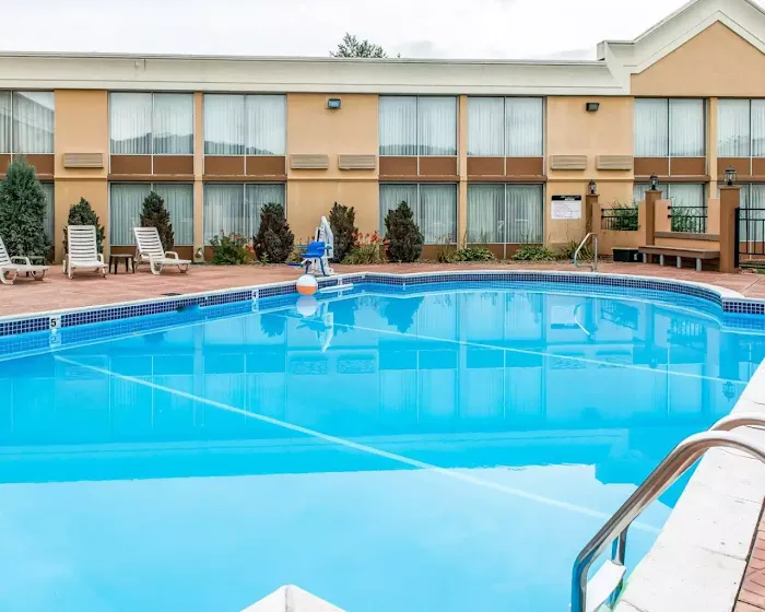 Quality Inn and Suites Indiana 4