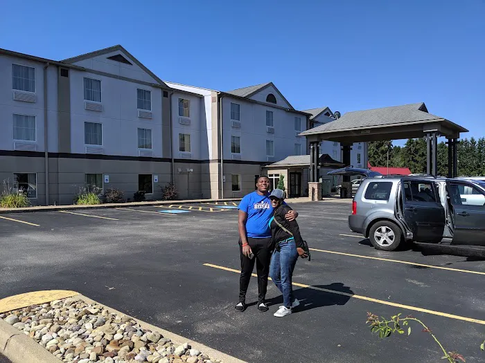 Days Inn by Wyndham Indiana PA Near IUP 4
