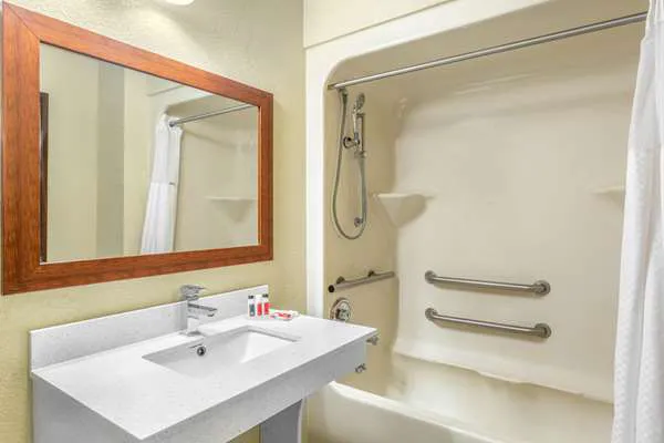 Days Inn by Wyndham Blairsville 4