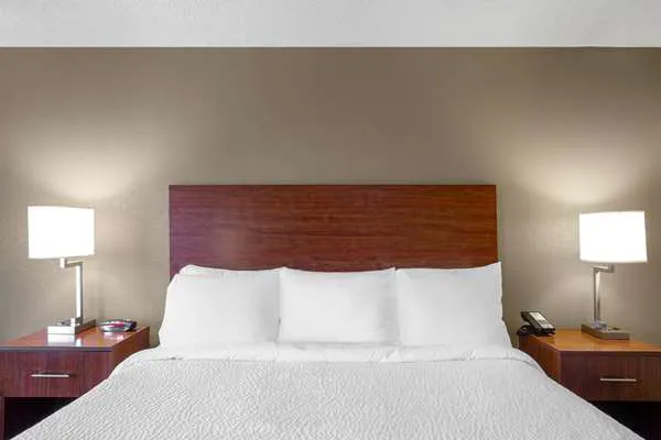 Days Inn by Wyndham Blairsville 4