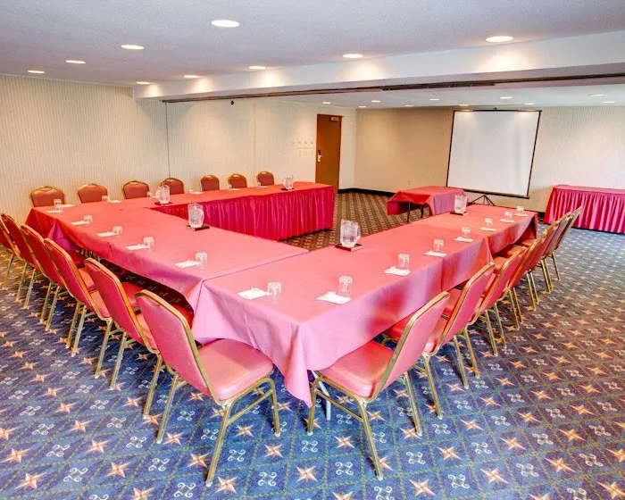 Comfort Inn Conference Center 5