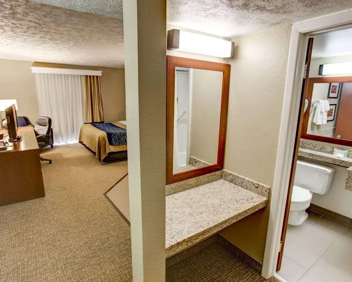 Comfort Inn Conference Center 5