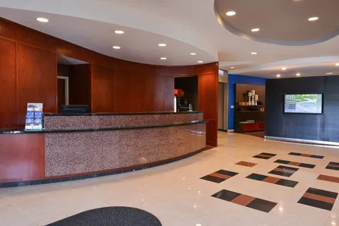 Courtyard Pittsburgh Monroeville 4