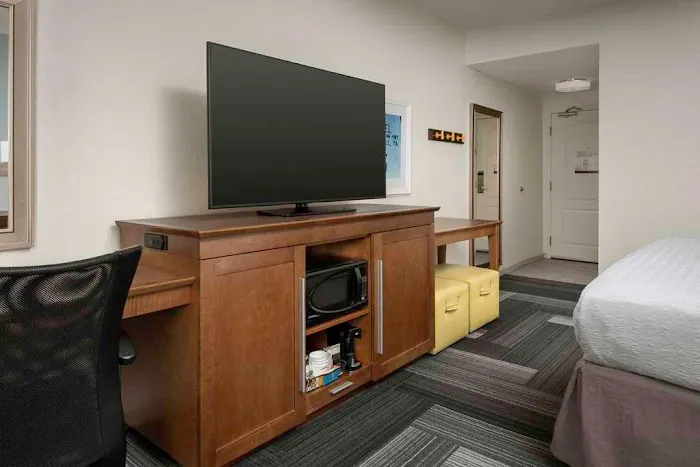 Hampton Inn Pittsburgh/Monroeville 4