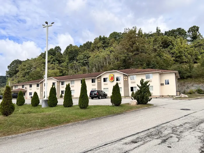 Super 8 by Wyndham Pittsburgh/Monroeville 4