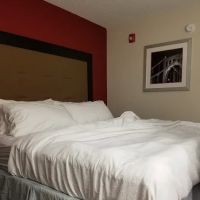 Monroeville Plaza Hotel ico