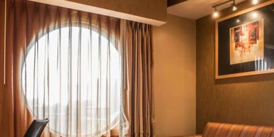 Comfort Suites