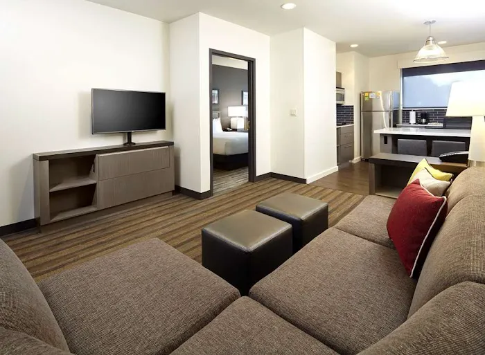 Hyatt House Pittsburgh/Bloomfield/Shadyside 5