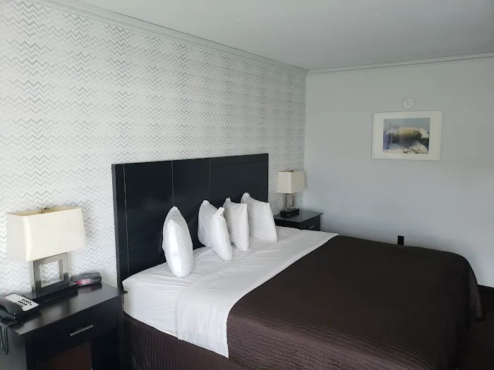 Travelodge by Wyndham Hubbard OH 4