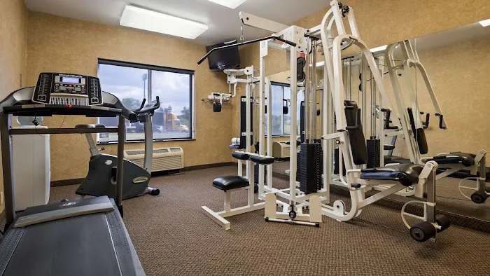 Best Western Penn-Ohio Inn & Suites 4