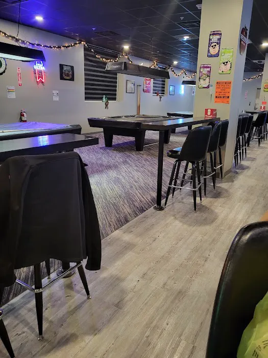 Rochester Hotel and Penn Beaver Restaurant Diamond Lounge 4