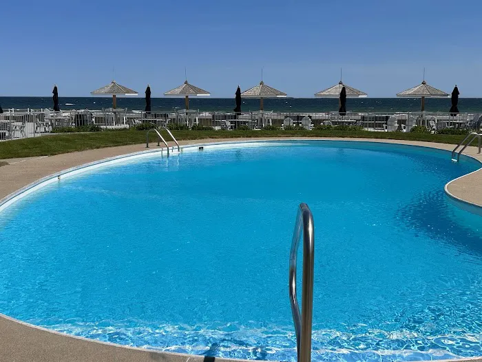 Royal Anchor Beach Resort 4