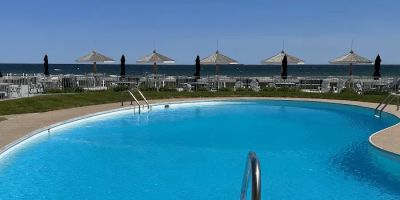 Royal Anchor Beach Resort