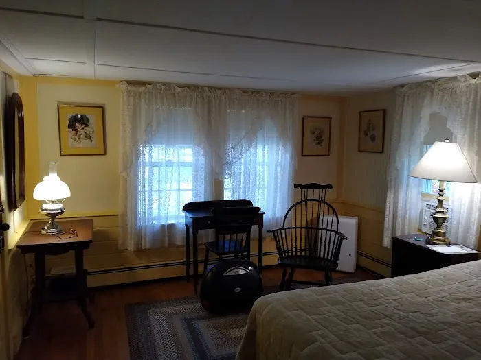 Hawks House Inn 5