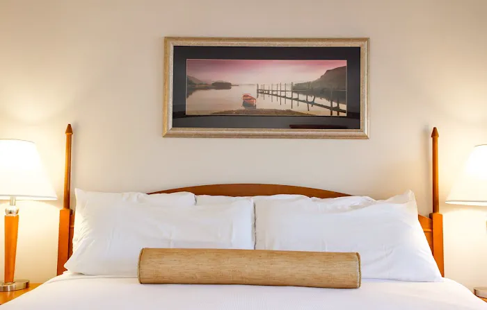 Flagship Inn 4