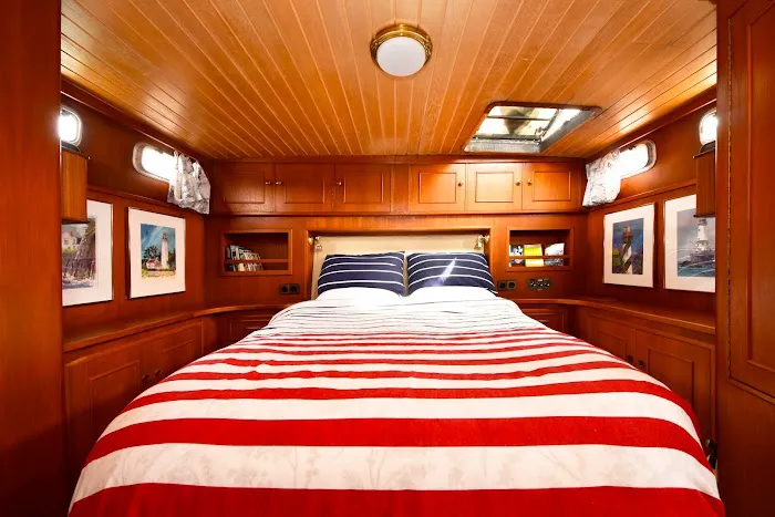 Maine Bed & Boat 5