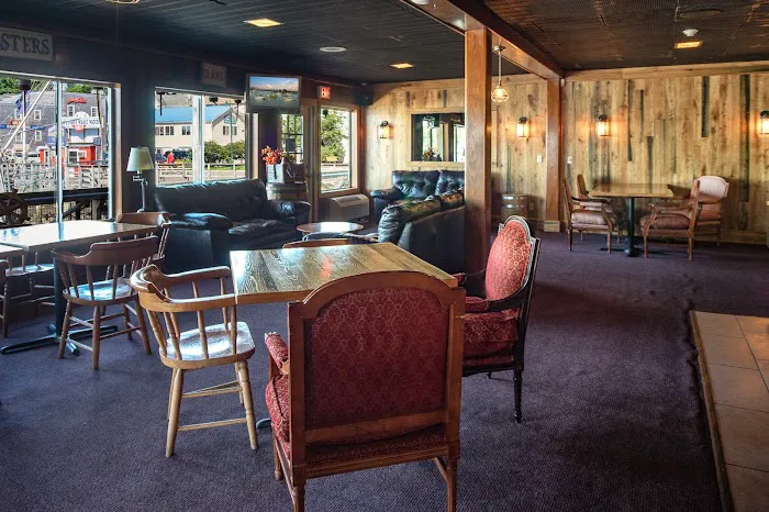 Fisherman's Wharf Inn 5