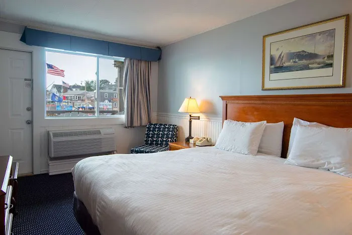 Fisherman's Wharf Inn 5