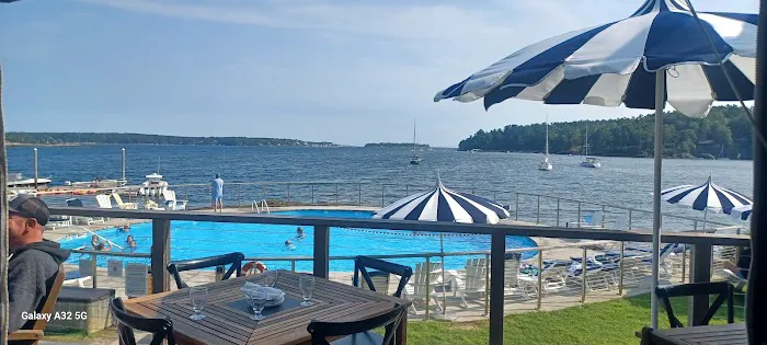 Boothbay Harbor Inn 4