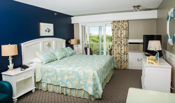Strawberry Hill Seaside Inn 4